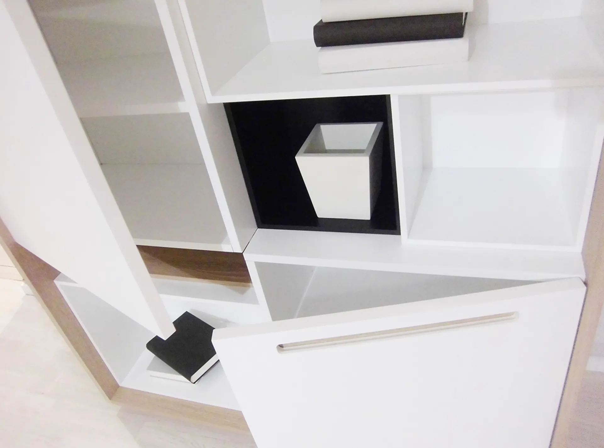 Discount Muebles La Fabrica MODELO HARALD